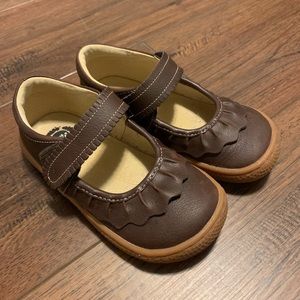 Livie & luca brown shoes size 11